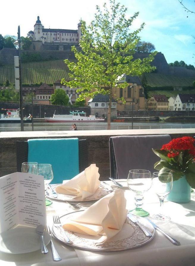 Hotel & Restaurant Walfisch 3*