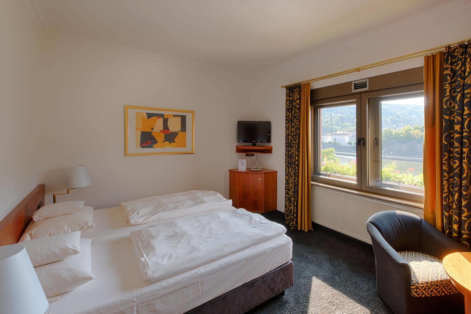 Hotel & Restaurant Walfisch 3*