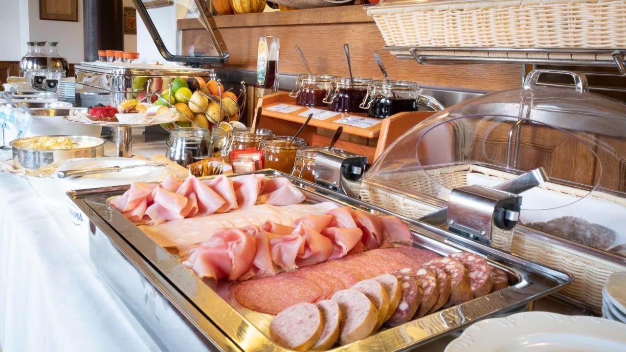 & Restaurant Walfisch Hotel 3*